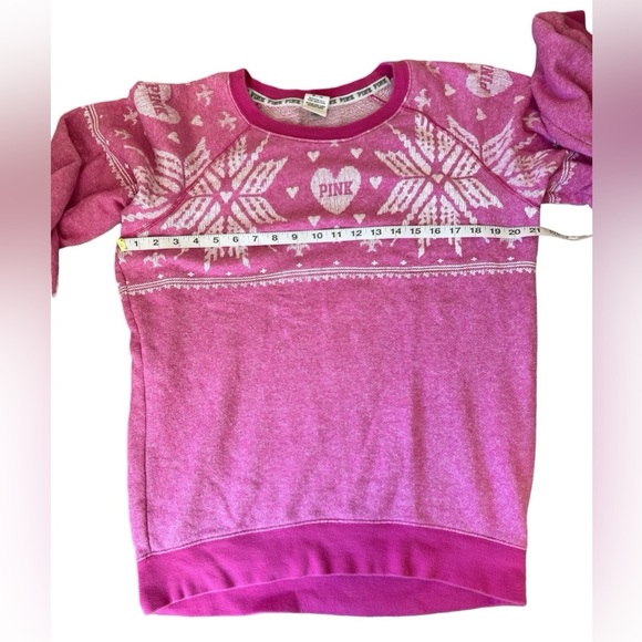 PINK Victorias Secret Women Pink White Snowflake Oversized XS Sweater - Picture 6 of 6